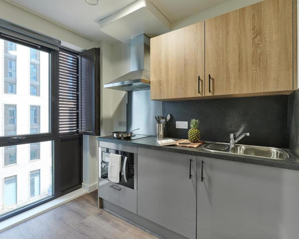 Central Southampton, Zeni Studio Eksteriør billede